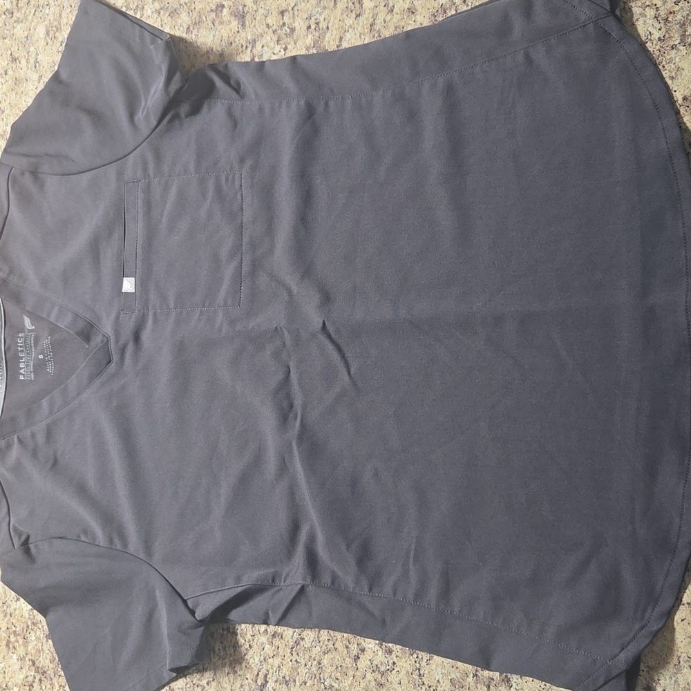 Fabletics Womens Gray Nursing Scrubs V-Neck Shirt